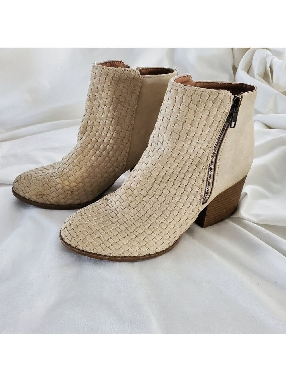 Maurices Becca Woven Ankle Boots | Size 8.5 | Cream Boho Western Booties